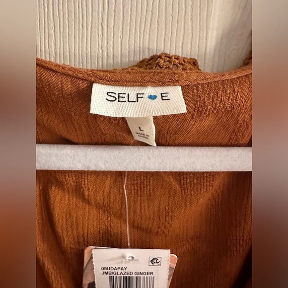 Brown Smocked v-neck - Picture 3 of 7